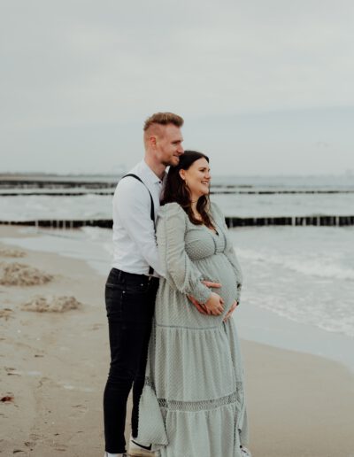 Babybauchshooting Strand Rostock