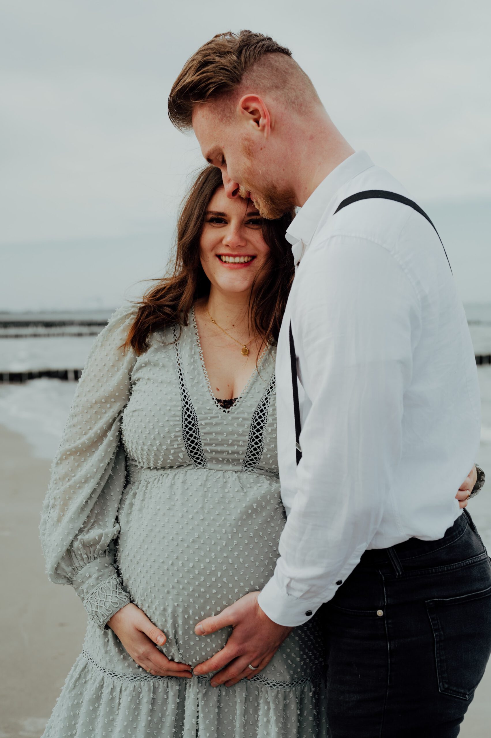 Natürliche Babybauchfotografie Rostock