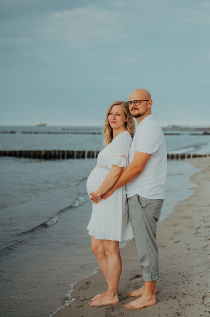 Babybauchshooting am Strand